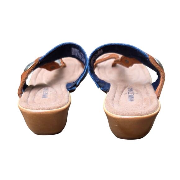 NEW Minnetonka Leather & Denim Wedge Slip-On Toe Ring Sandals 7 Concho Coins - Picture 8 of 8